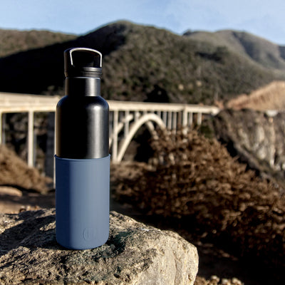 Black-Navy Blue 20 Oz, HYDY - Water bottles, 18/8 (304) Stainless Steel, BPA Free, Reusable