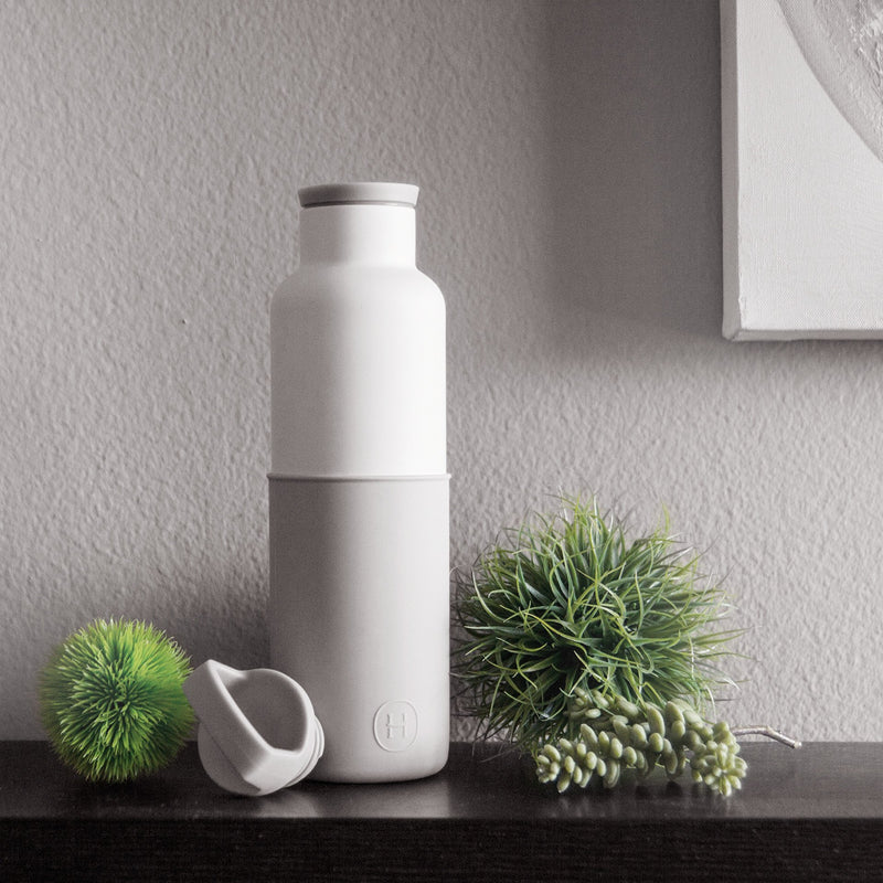 White-Cloudy Grey 20 Oz, HYDY - Water bottles, 18/8 (304) Stainless Steel, BPA Free, Reusable